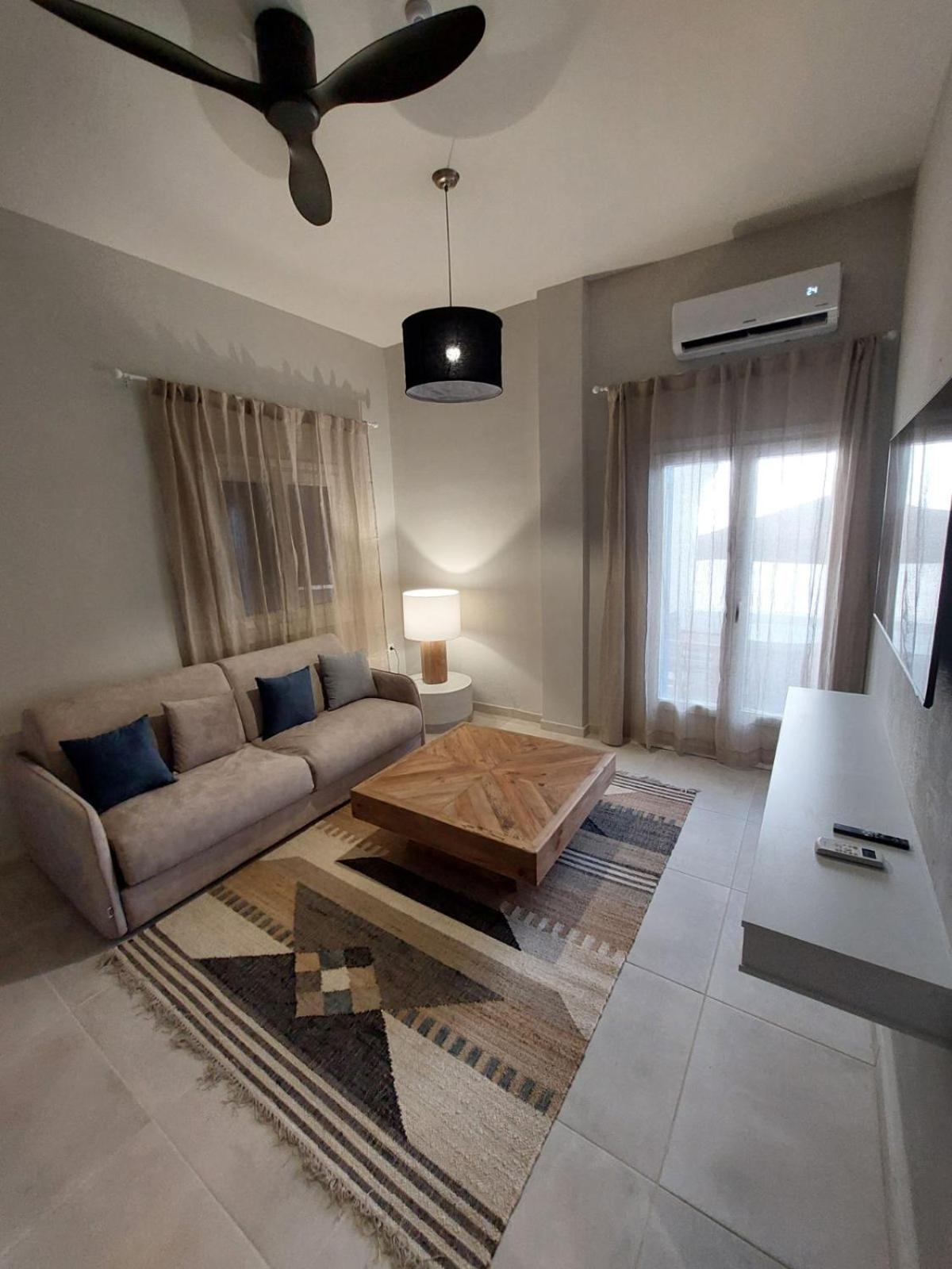 The Noverian Bios Santorini Boutique Hotel Fira (Santorini) Quarto foto
