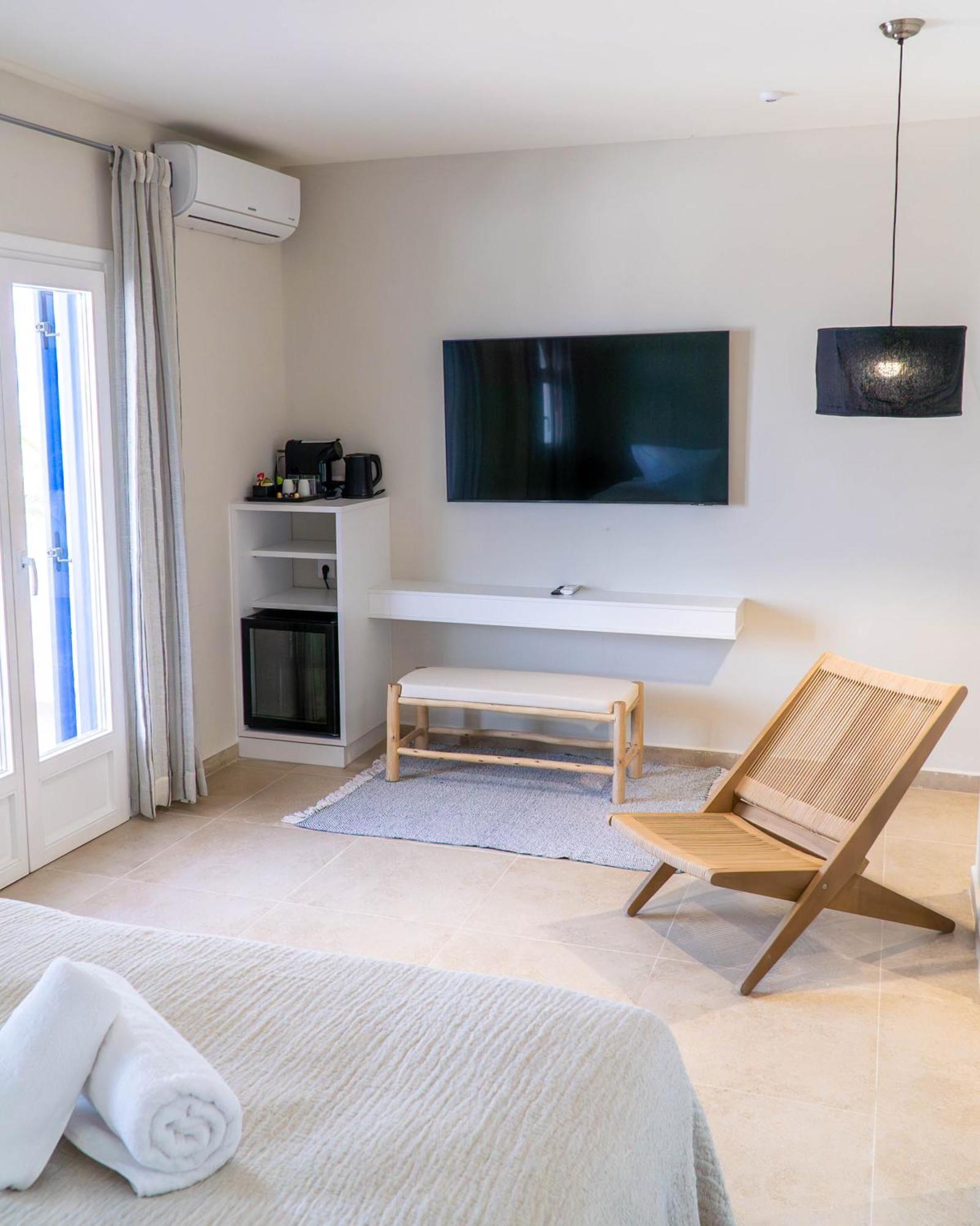 The Noverian Bios Santorini Boutique Hotel Fira (Santorini) Quarto foto