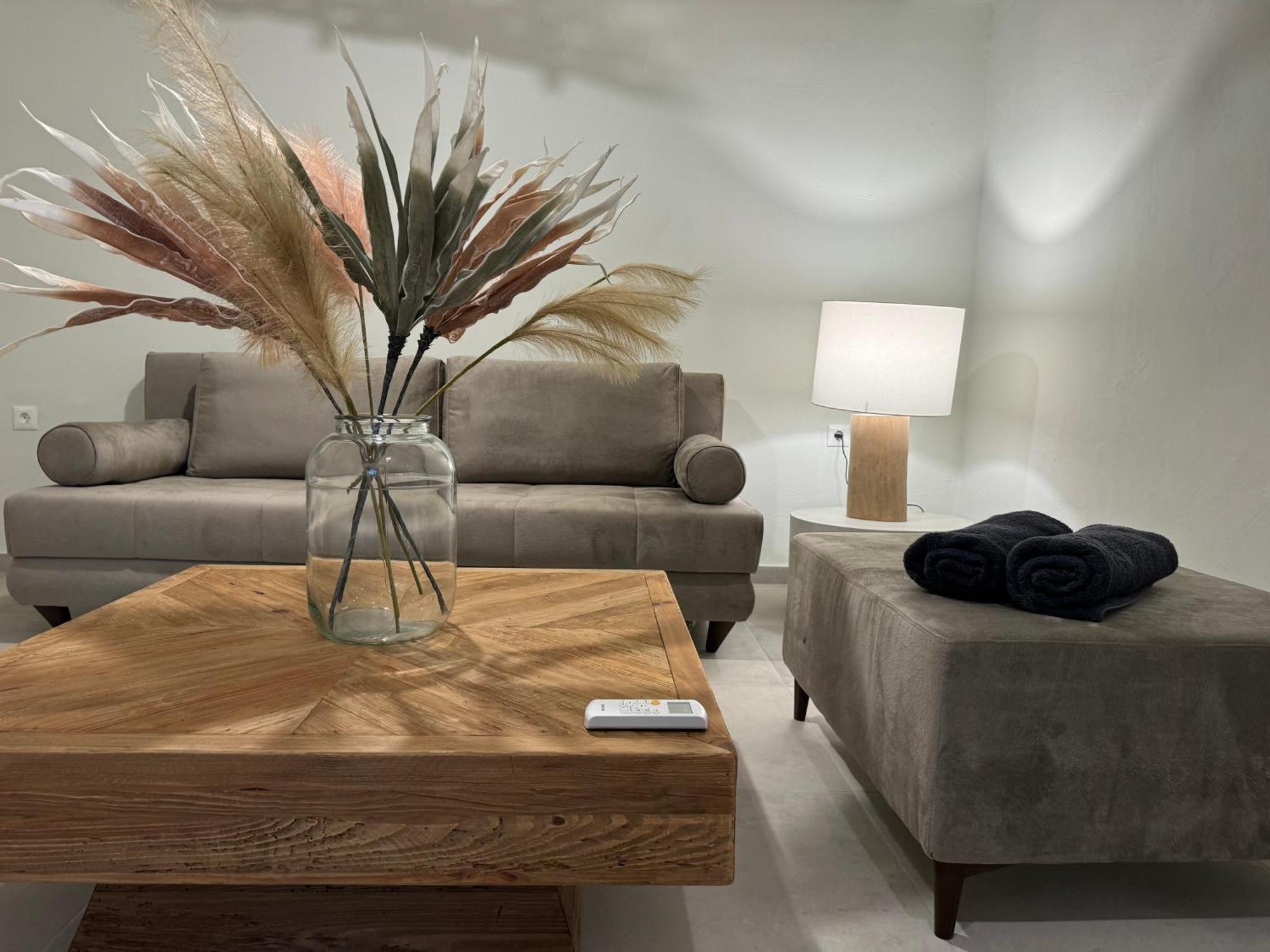 The Noverian Bios Santorini Boutique Hotel Fira (Santorini) Quarto foto
