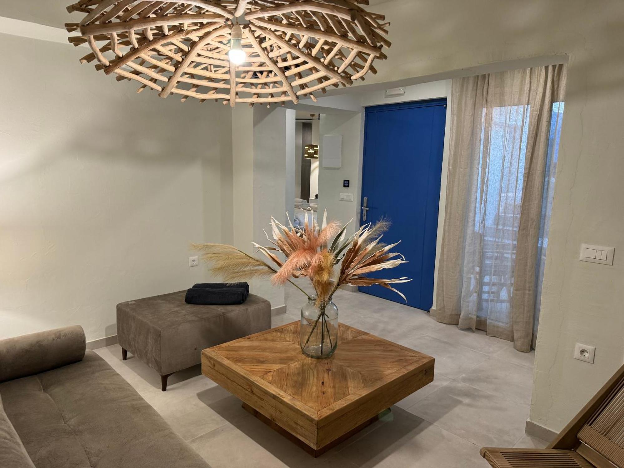 The Noverian Bios Santorini Boutique Hotel Fira (Santorini) Quarto foto
