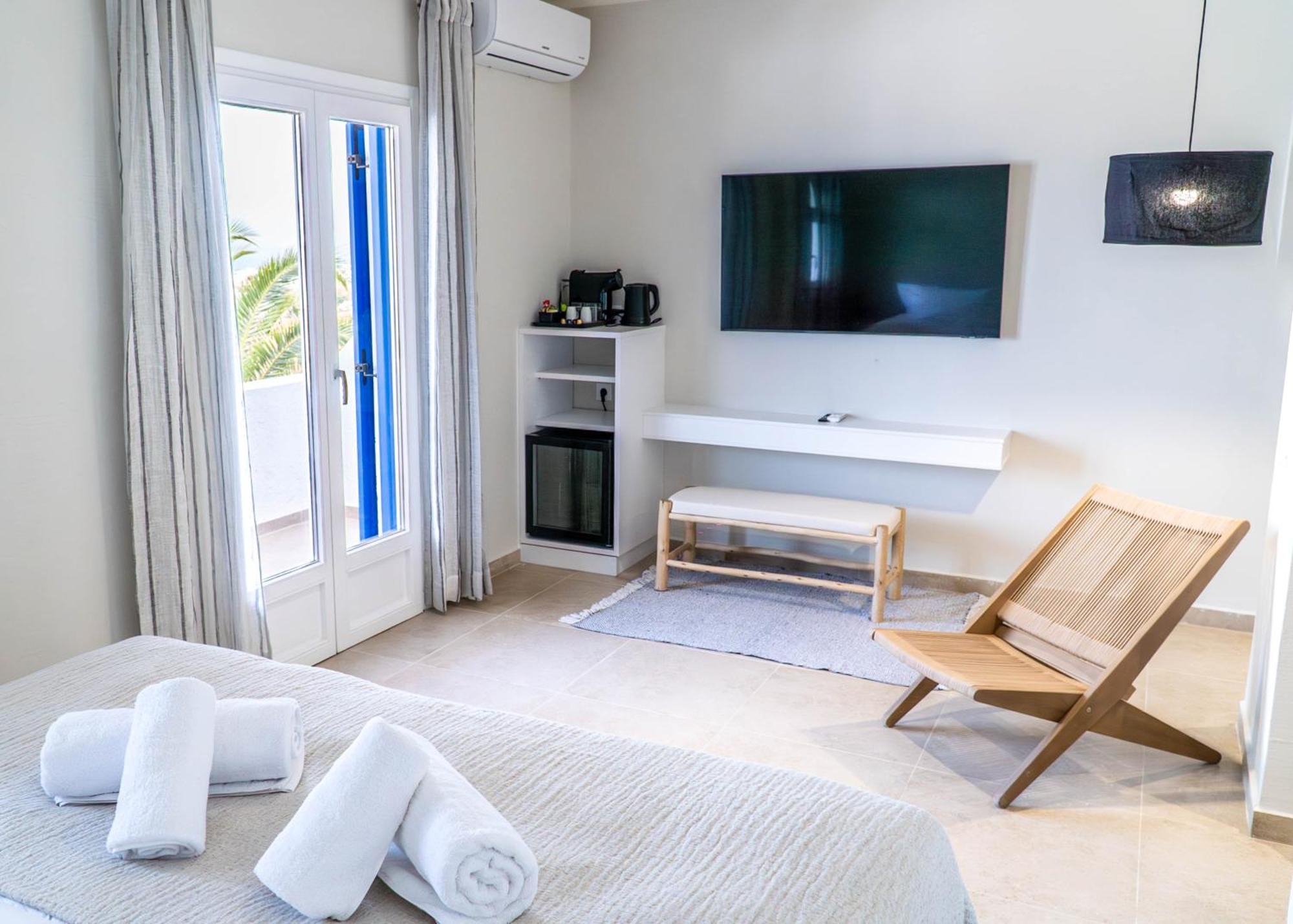 The Noverian Bios Santorini Boutique Hotel Fira (Santorini) Quarto foto